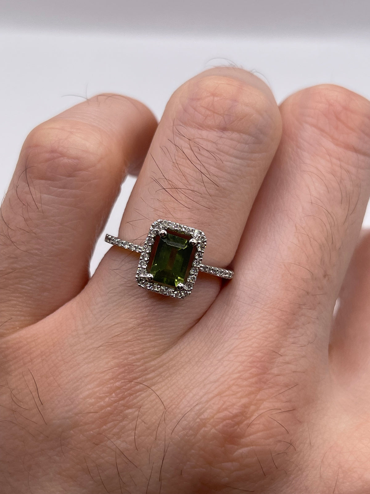 9ct white gold quartz and diamond ring