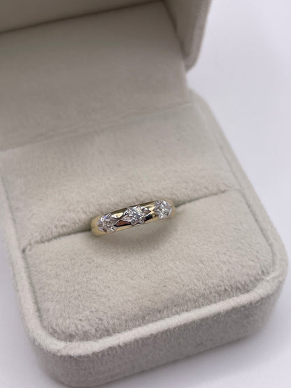 9ct gold cz gypsy ring