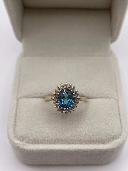 9ct gold topaz and diamond ring