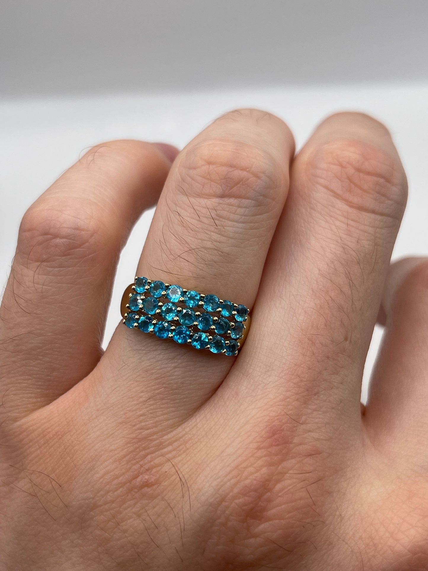 9ct gold blue apatite cluster ring