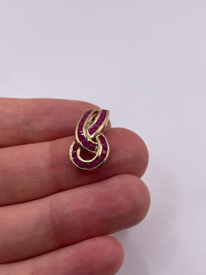 9ct gold ruby pendant