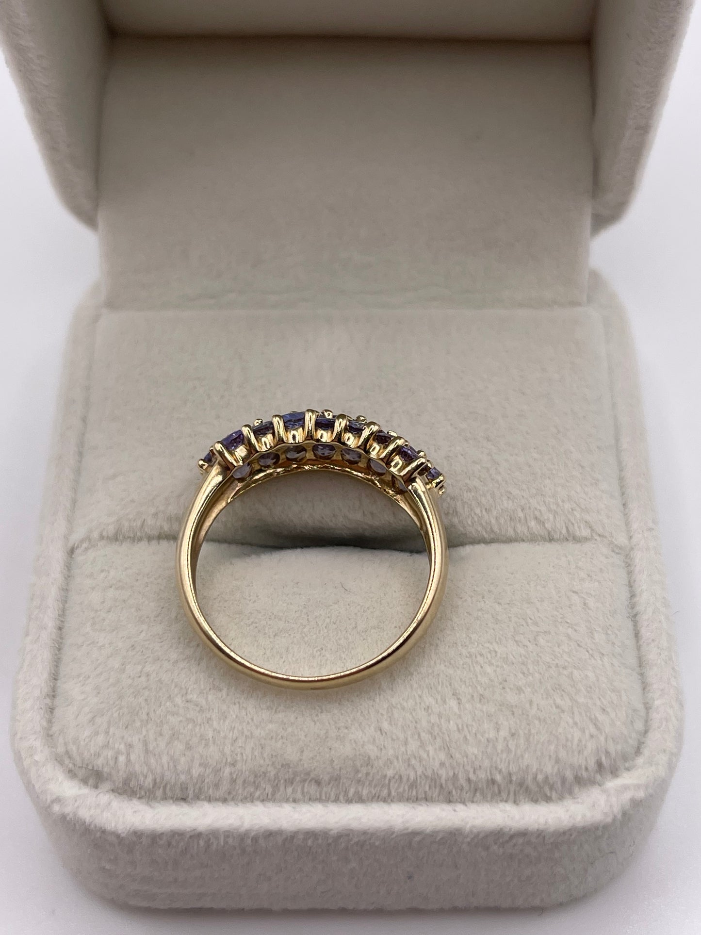 9ct gold tanzanite cluster ring