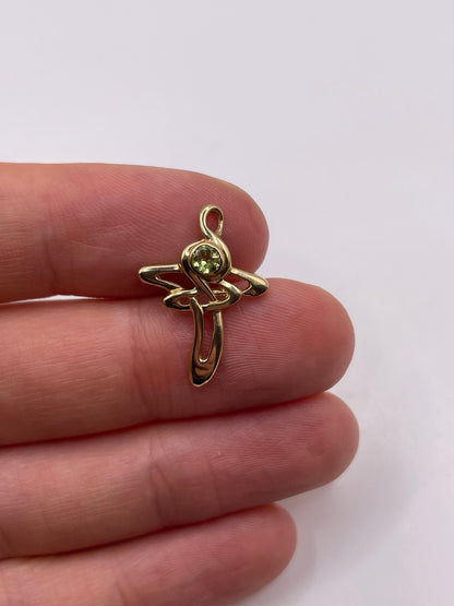 9ct gold peridot pendant