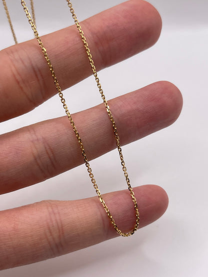 9ct gold chain I