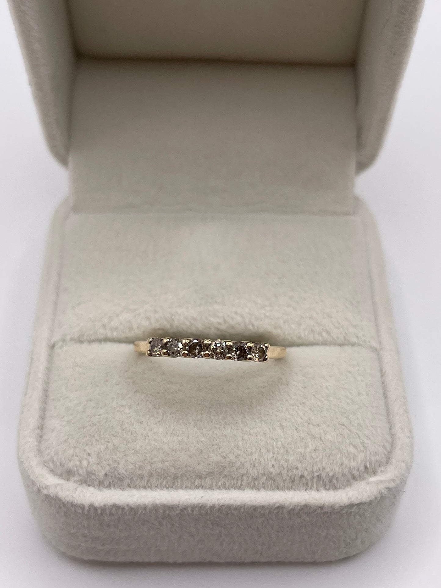 9ct gold cognac diamond ring