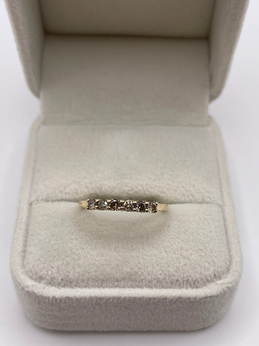 9ct gold cognac diamond ring