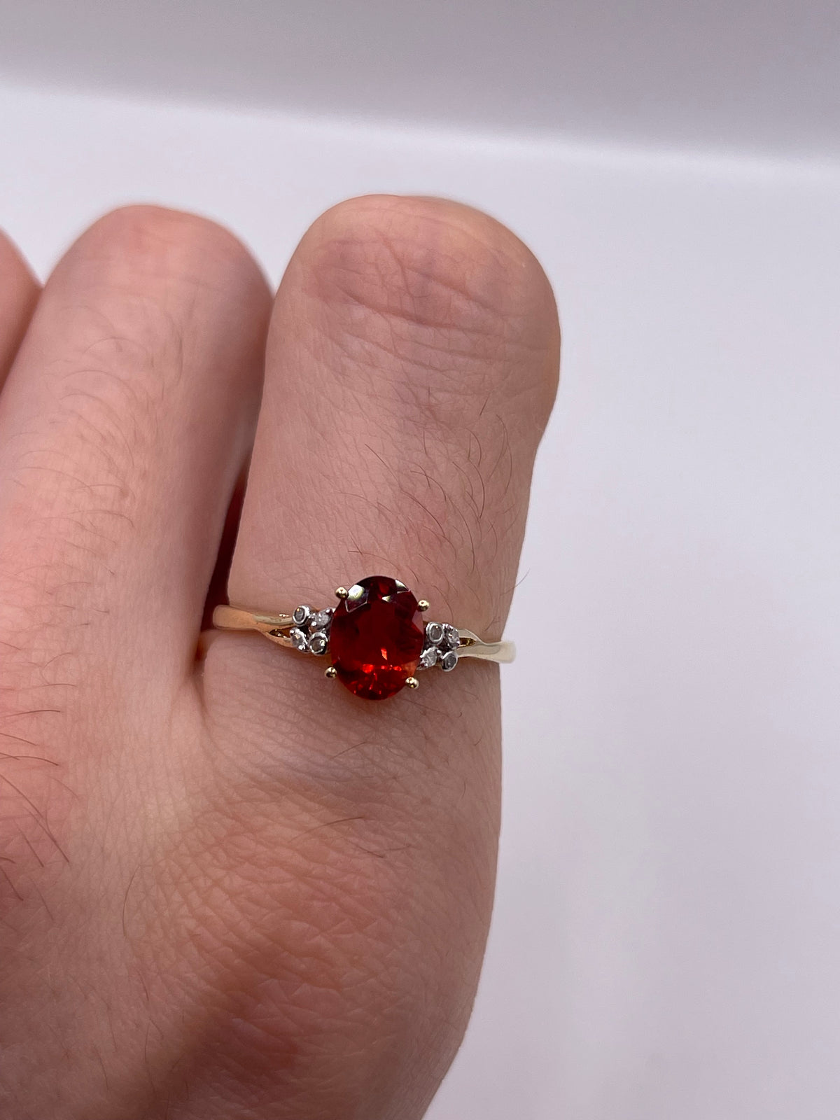 9ct gold quartz and diamond ring