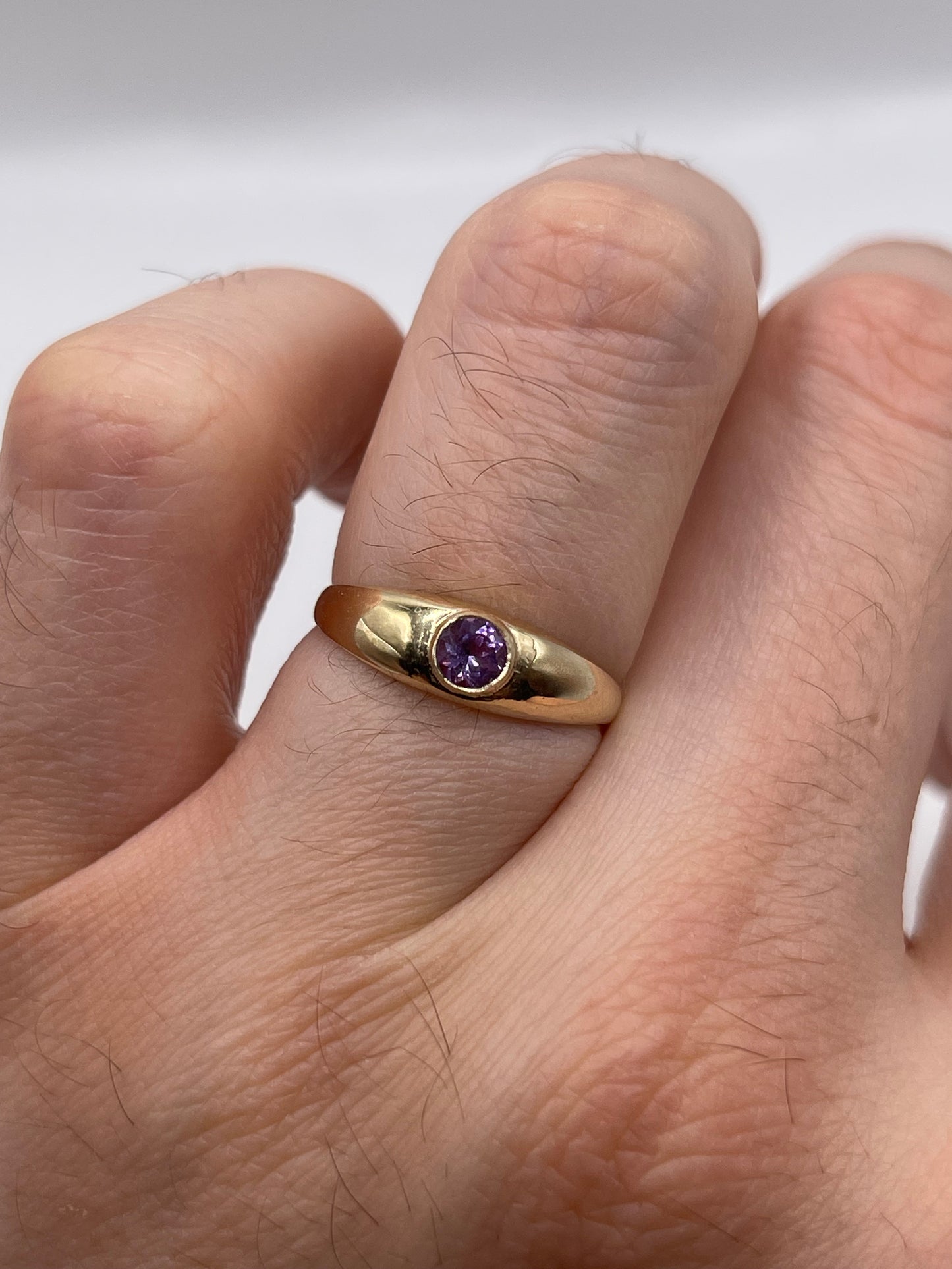 9ct gold amethyst gypsy ring