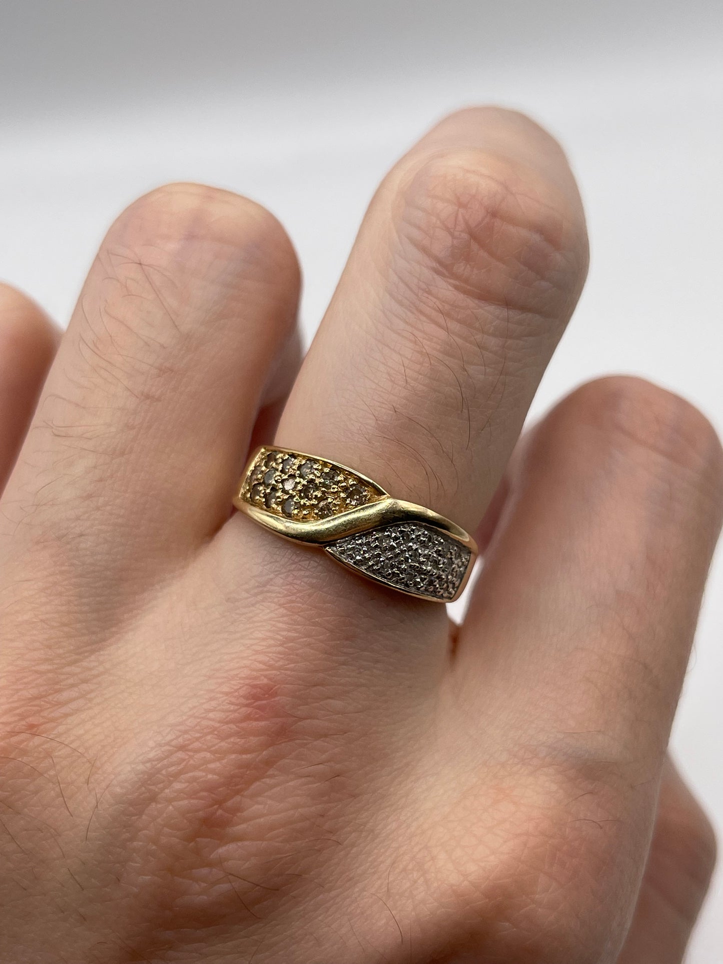 9ct gold diamond cluster ring