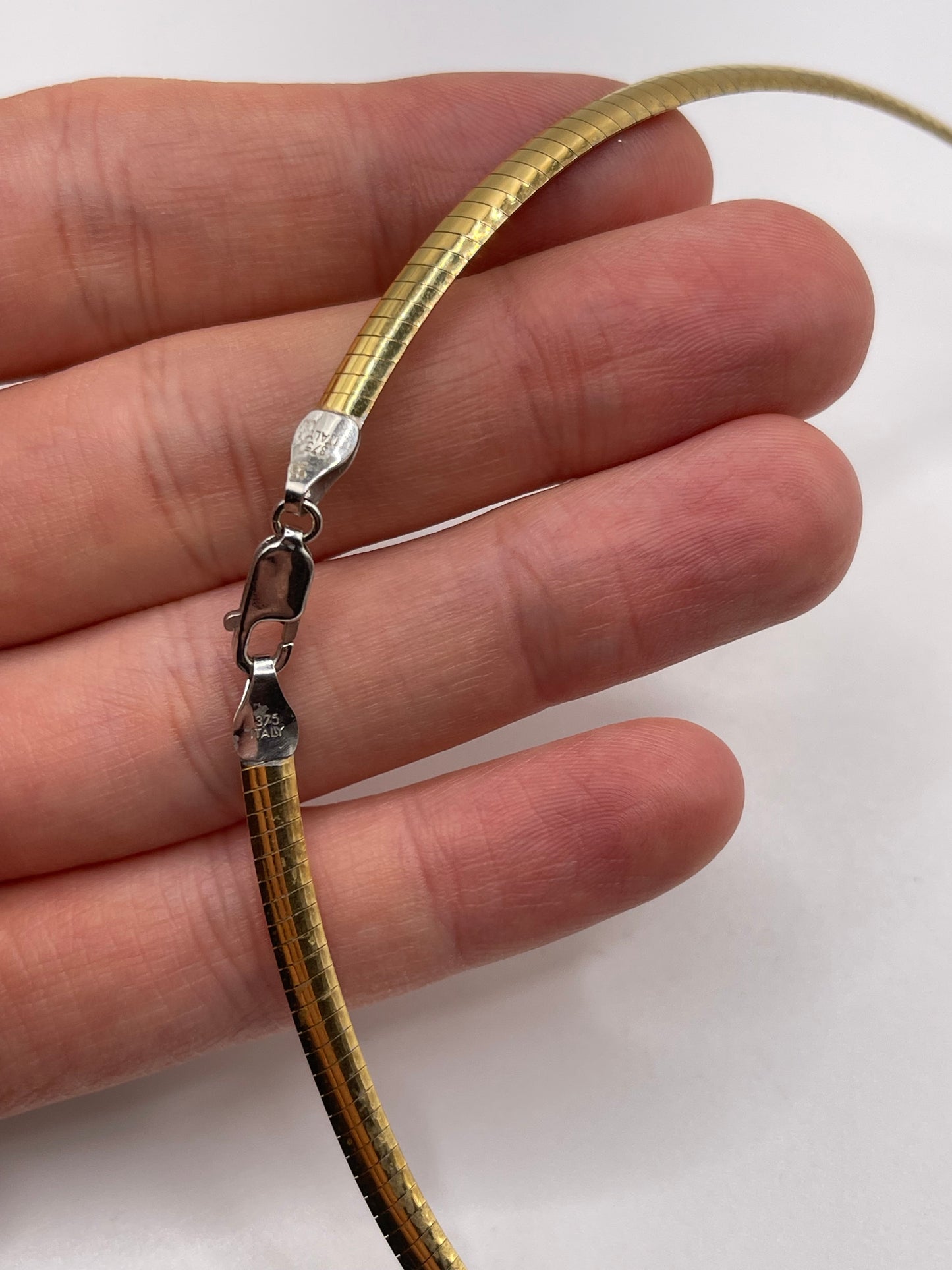 9ct gold reversible chain 455