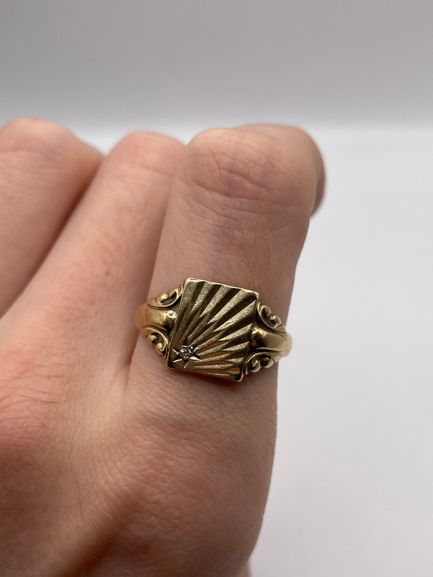 9ct gold diamond signet ring