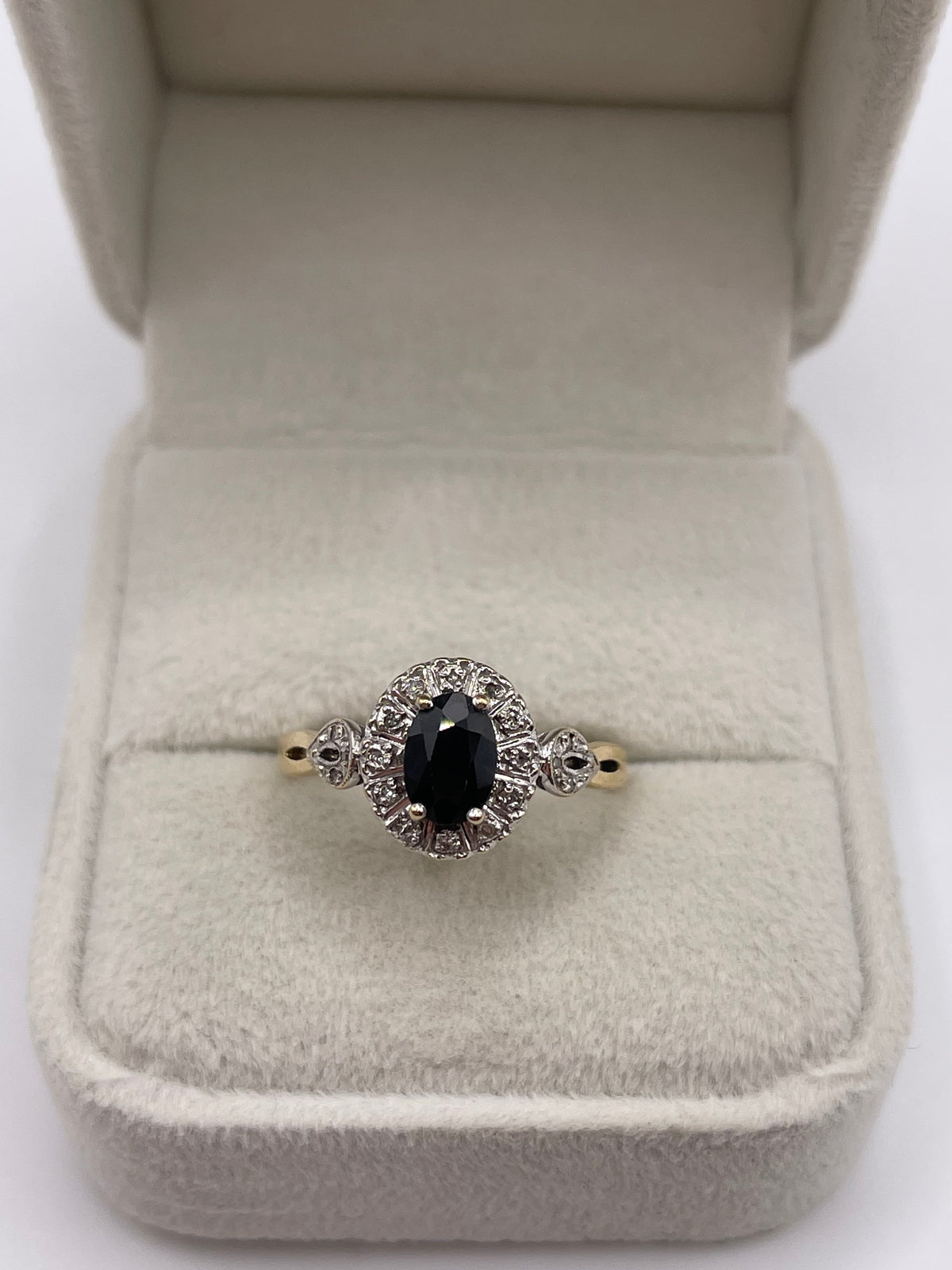9ct gold sapphire and diamond ring