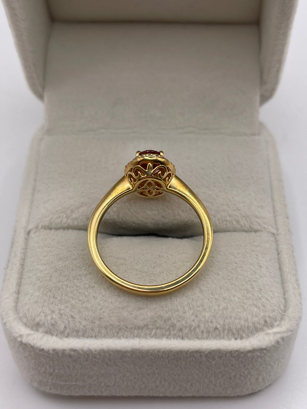 18ct gold tourmaline and diamond ring