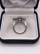 Load image into Gallery viewer, Silver topaz ring
