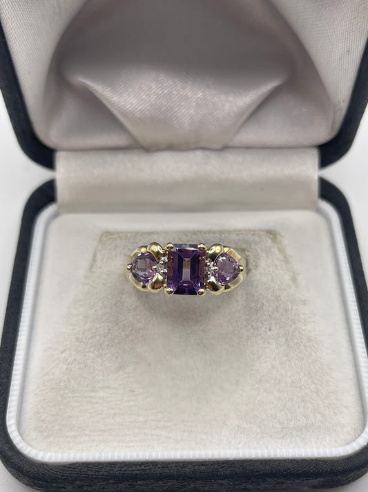 9ct gold amethyst and diamond ring