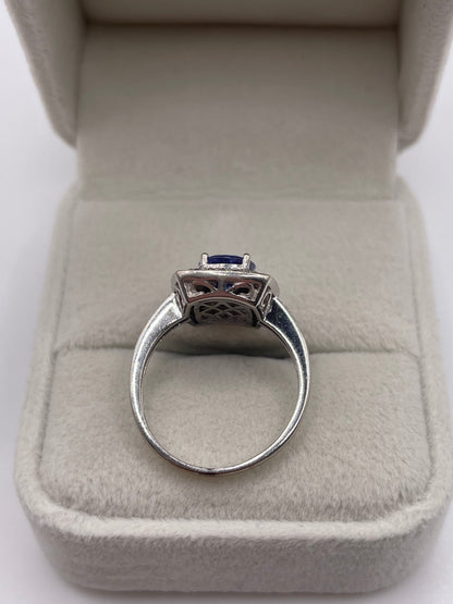 14ct white gold tanzanite and diamons ring