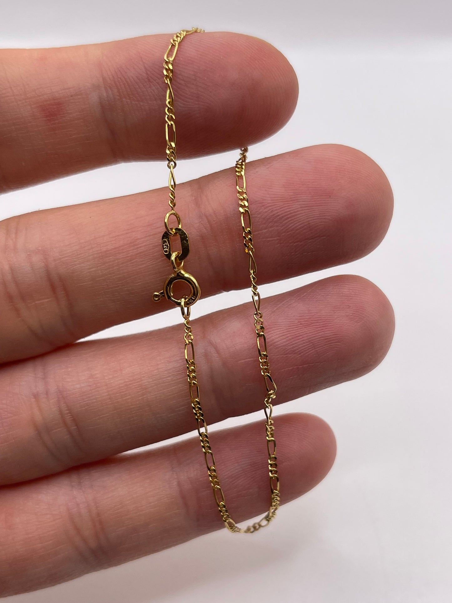 9ct gold bracelet