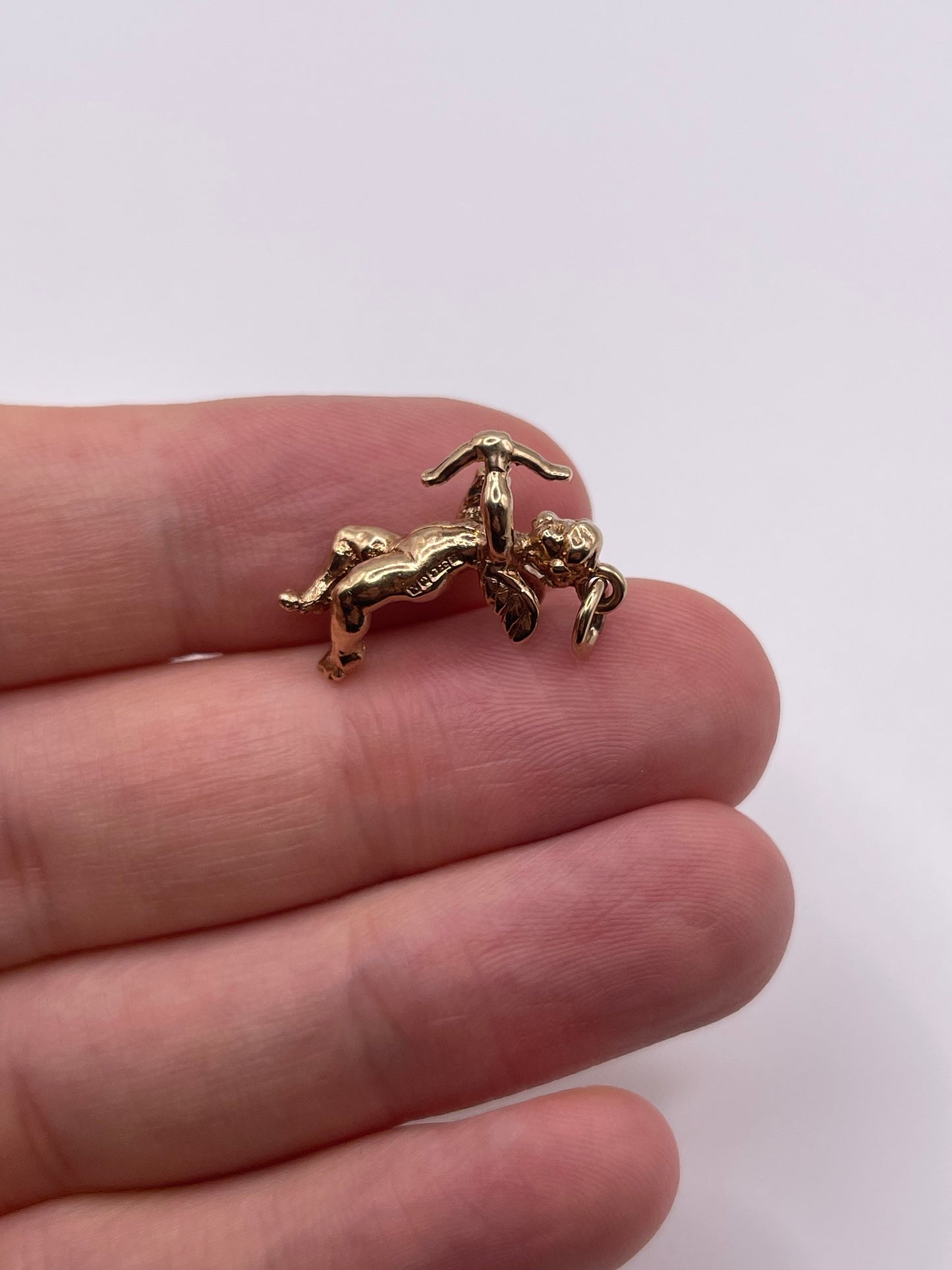 9ct gold Cupid charm
