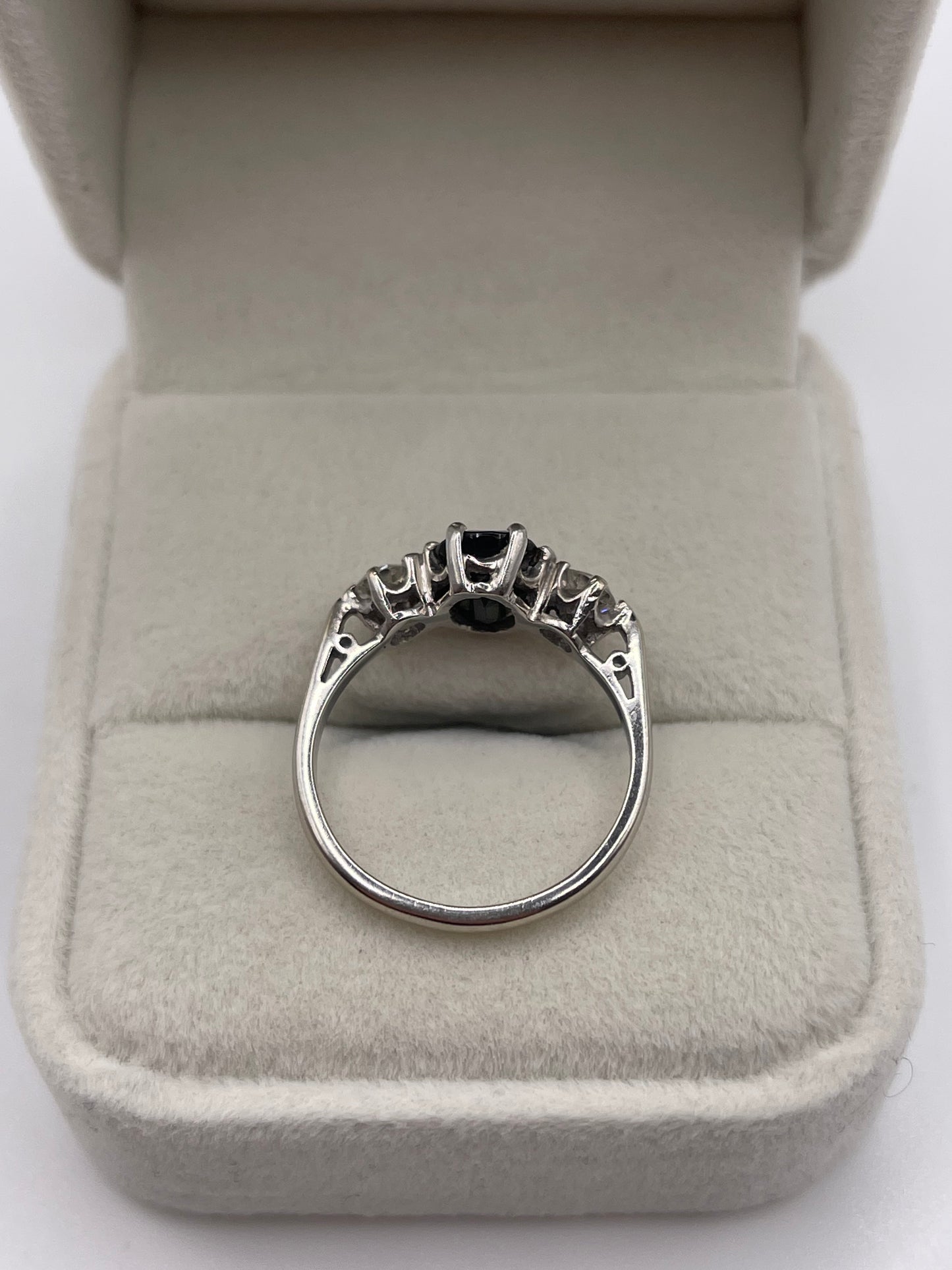 18ct white gold sapphire and diamond ring