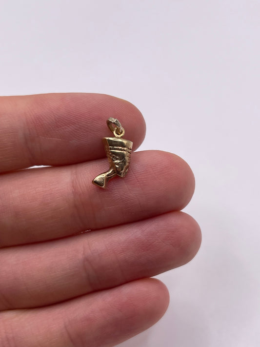 9ct gold queen Nefertiti charm