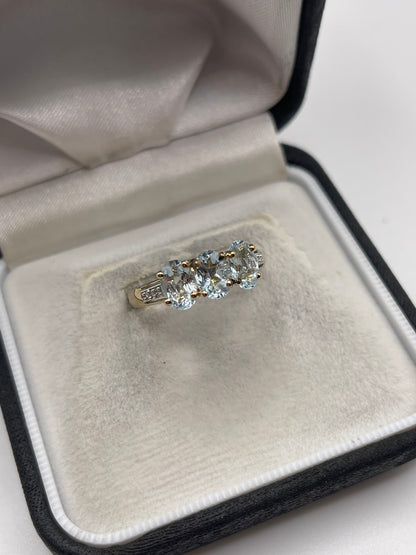 9ct gold topaz and diamond ring