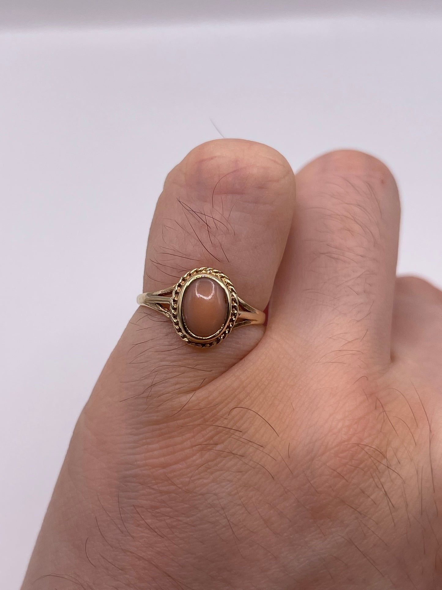 9ct gold coral ring