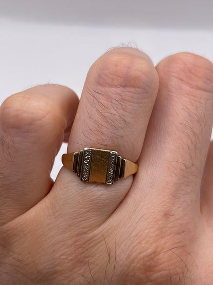 9ct gold signet ring
