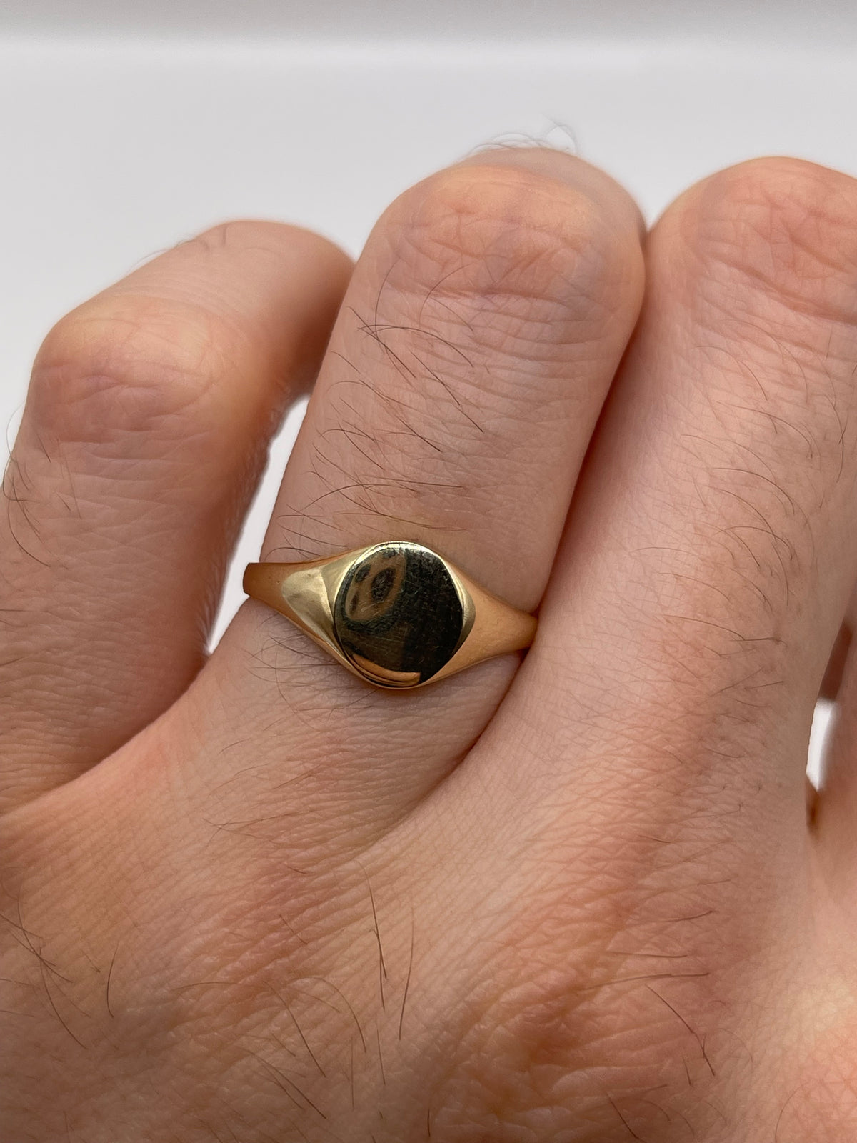 9ct gold signet ring