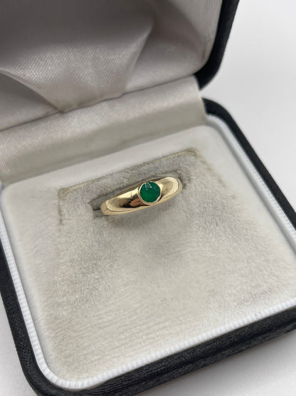 9ct gold green agate gypsy ring
