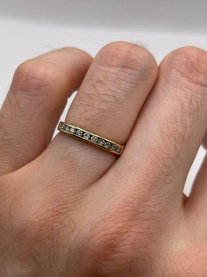 9ct gold diamond ring