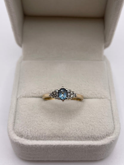 9ct gold topaz and diamond ring