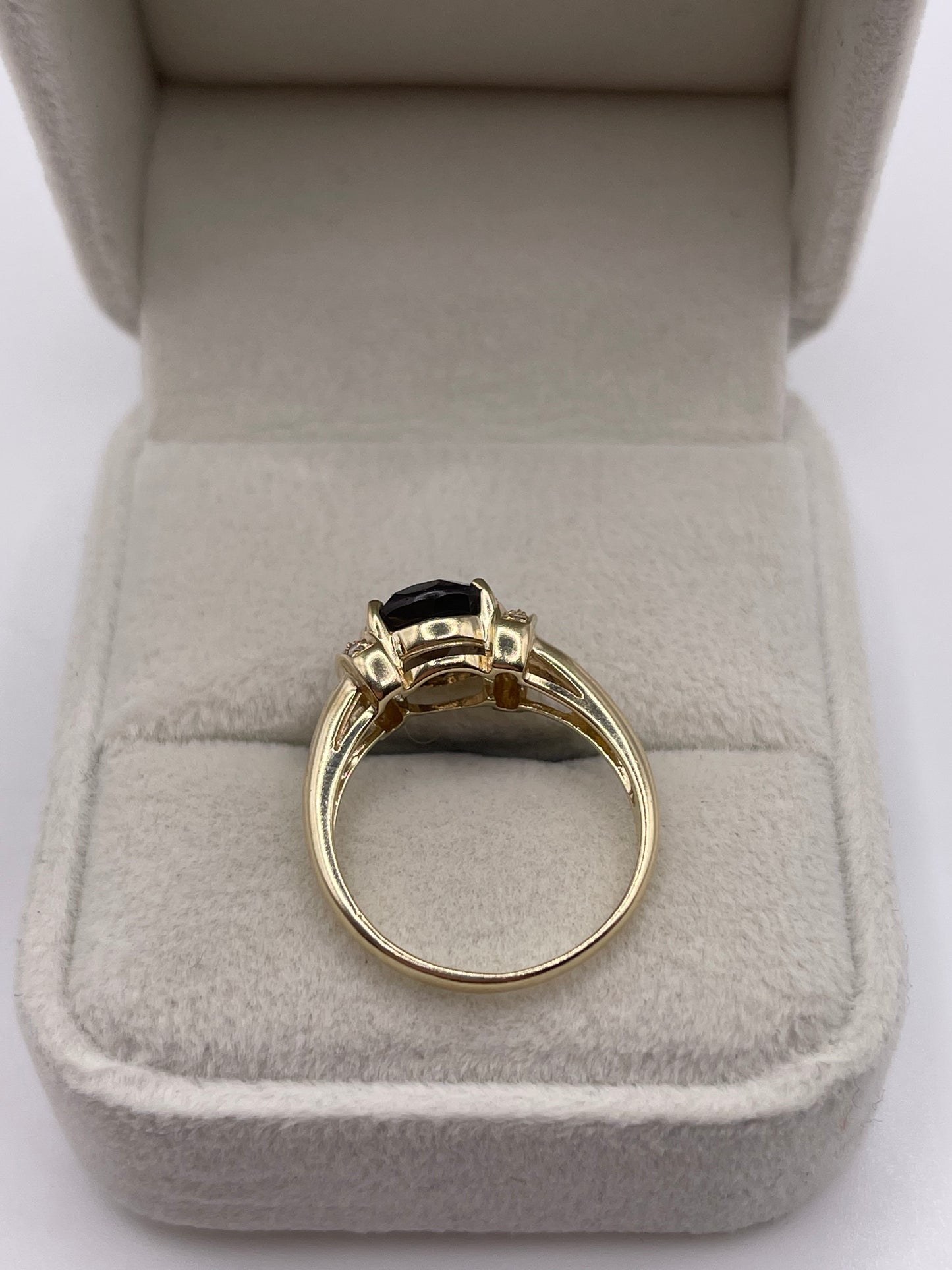 9ct gold Smokey quartz and diamond ring