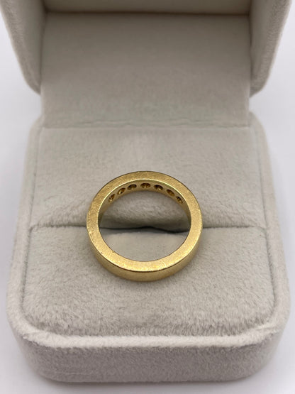 Heavy 18ct gold diamond ring