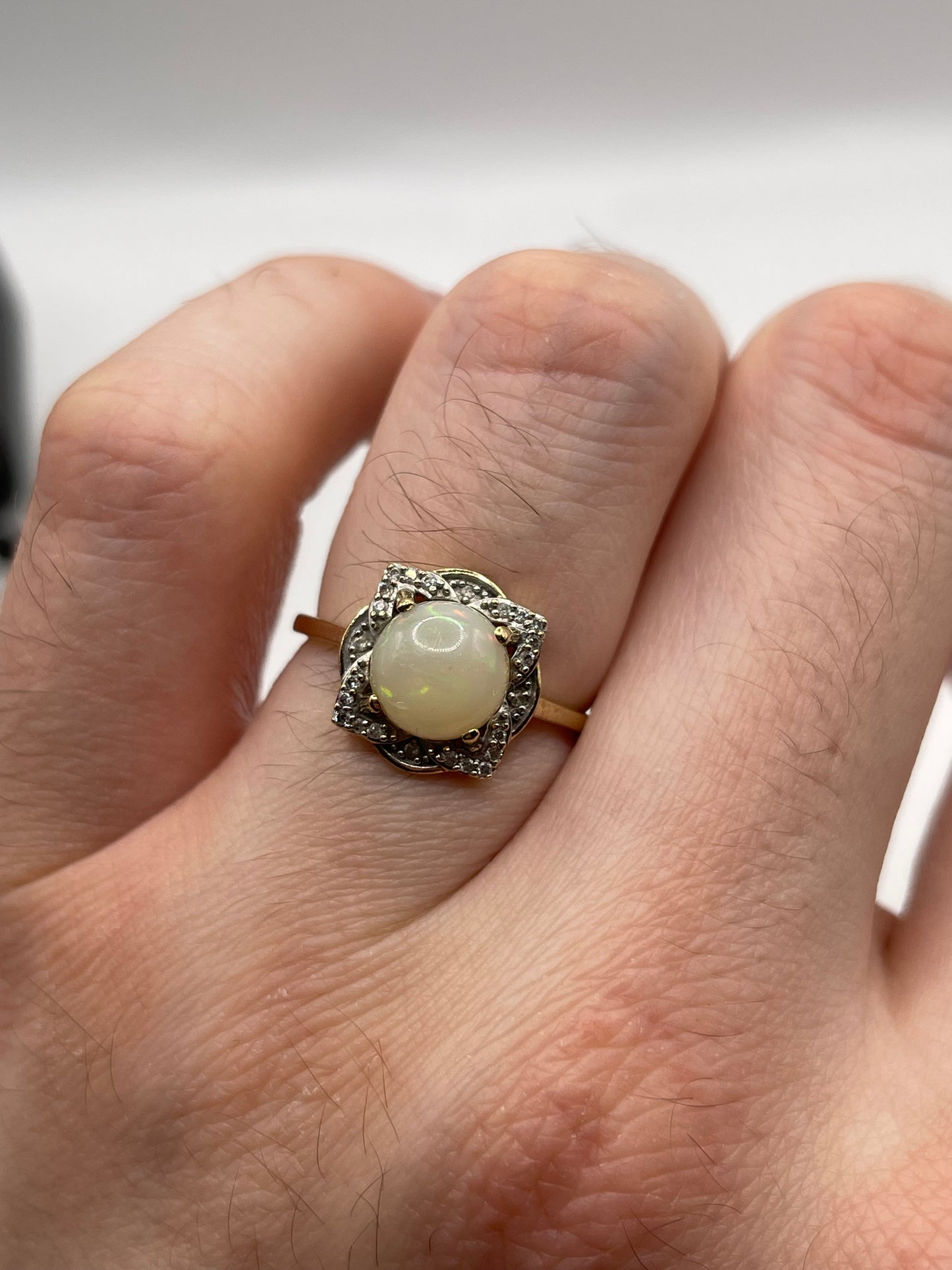 9ct gold opal and diamond ring