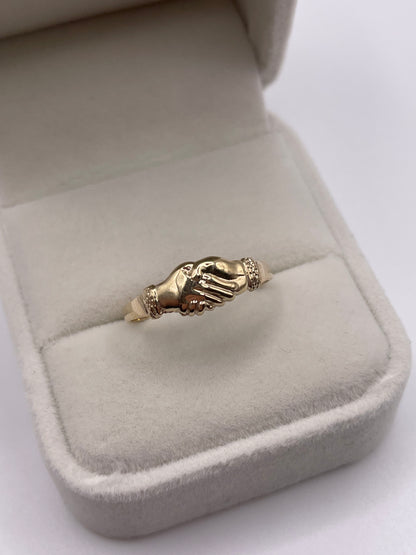 9ct gold Fede ring