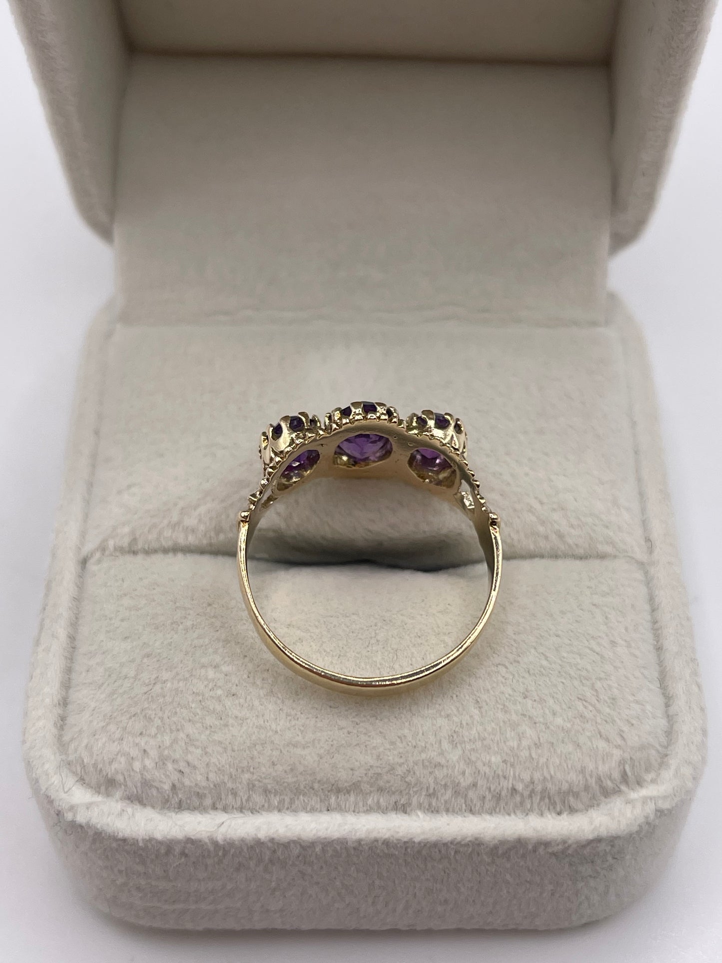 9ct gold amethyst ring