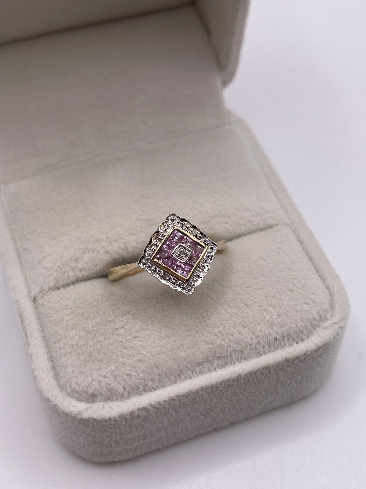 9ct gold pink sapphire and diamond ring