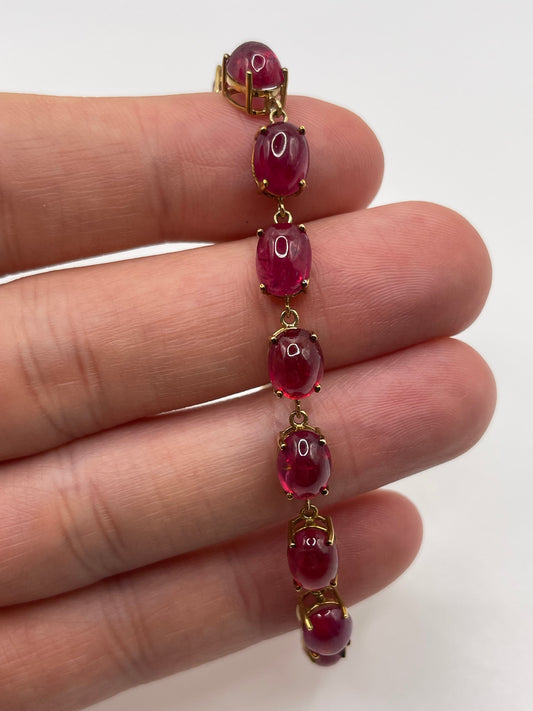 9ct gold cabochon ruby bracelet