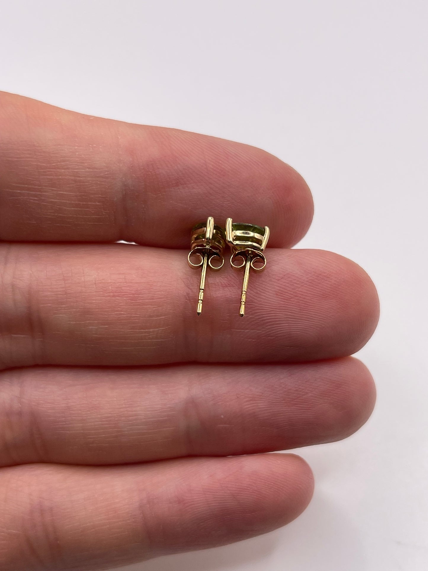 9ct gold quartz earrings