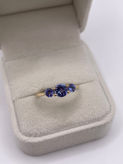 9ct gold tanzanite ring