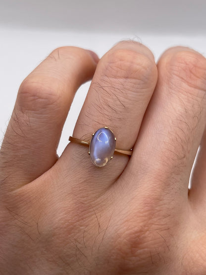 9ct gold moonstone ring