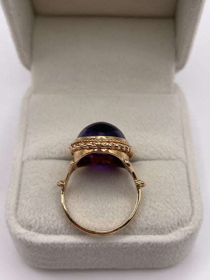 9ct gold cabochon amethyst ring