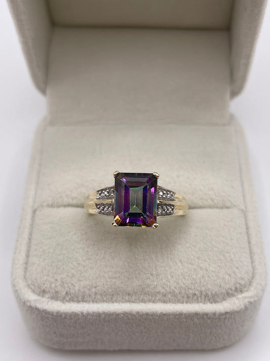 9ct gold mystic topaz and diamond ring