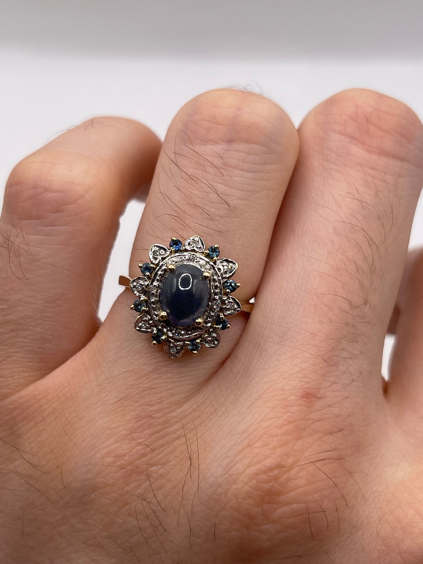 9ct gold sapphire and diamond ring