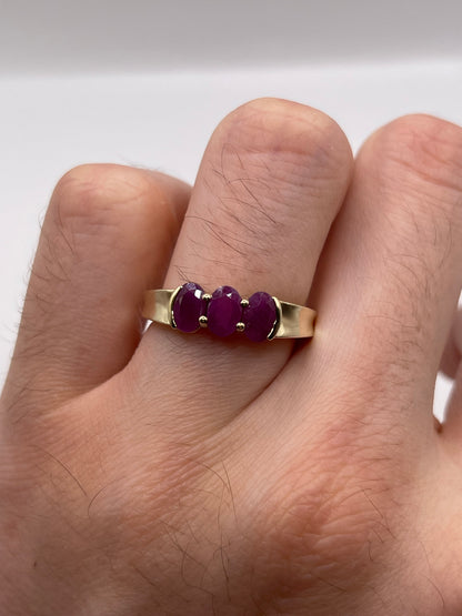 9ct gold ruby ring