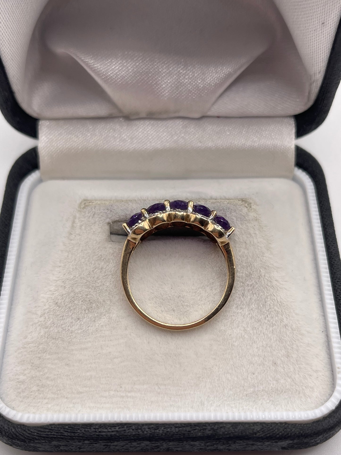 9ct gold amethyst and diamond ring