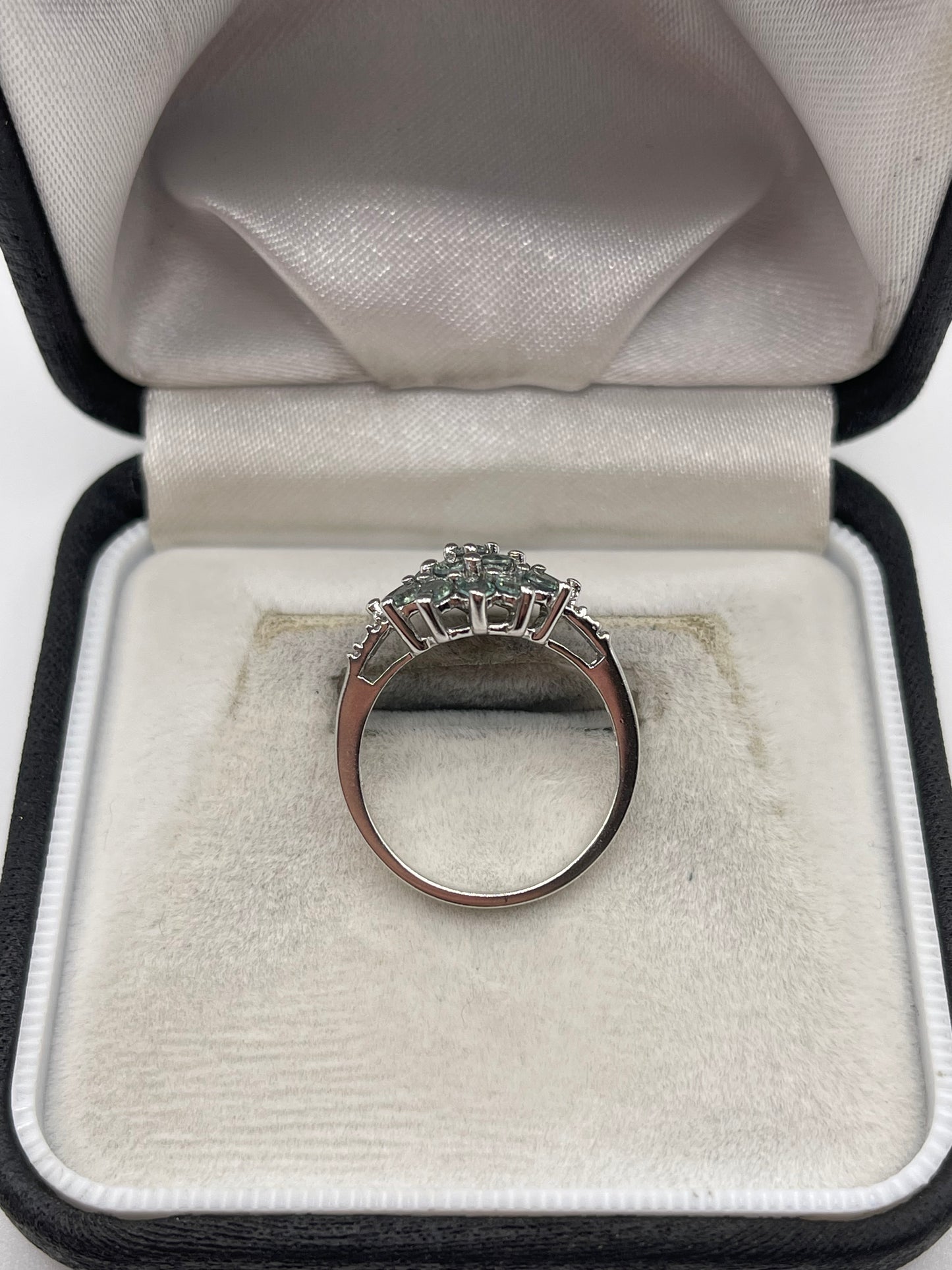 9ct white gold alexandrite and zircon ring