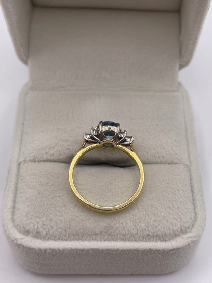 18ct gold aquamarine and diamond ring
