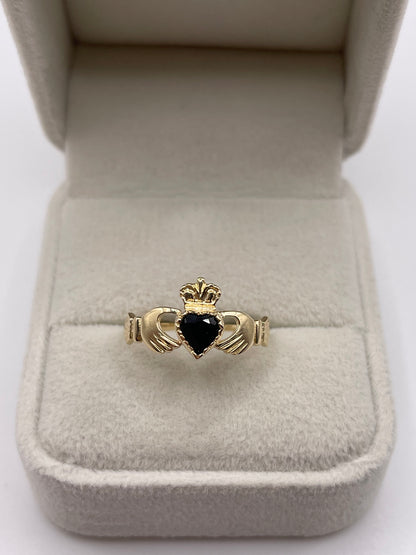 9ct gold sapphire claddagh ring