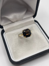 Load image into Gallery viewer, 9ct gold Smokey quartz ring
